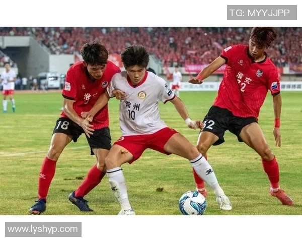 苏超联赛最新动态：豪门球队竞争激烈 青年才俊崭露头角